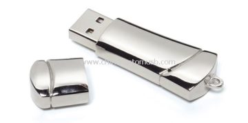 Metal usb flash drive