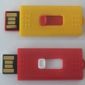 Spingere e tirare le unità flash USB small picture