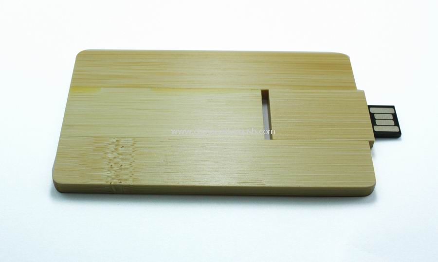 Carte en bois forme lecteur flash usb