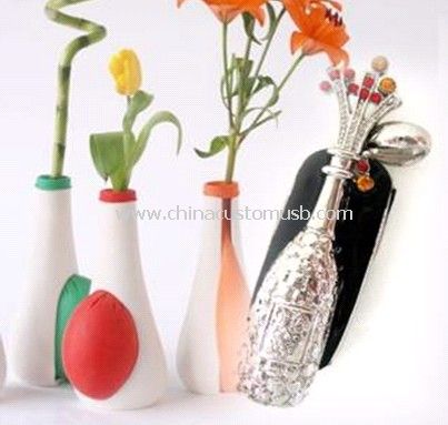 Jewelry vase USB drive