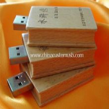 Lecteur Flash USB gravée en bois images