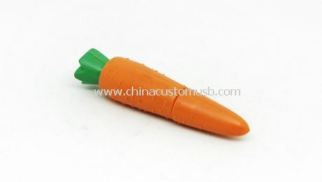 Porkkana USB-muistitikku