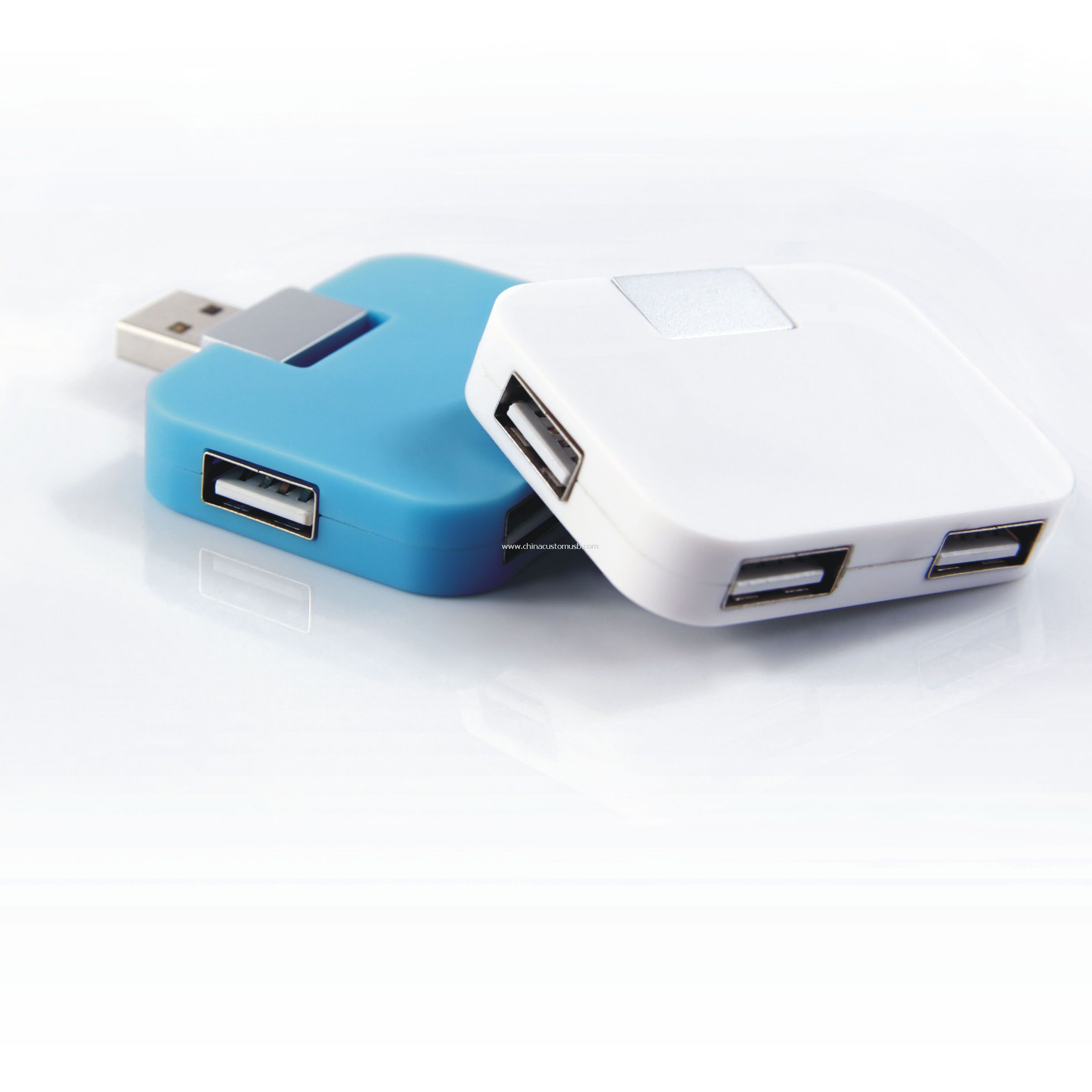 4 USB Hub 2.0-høyhastighetsporter