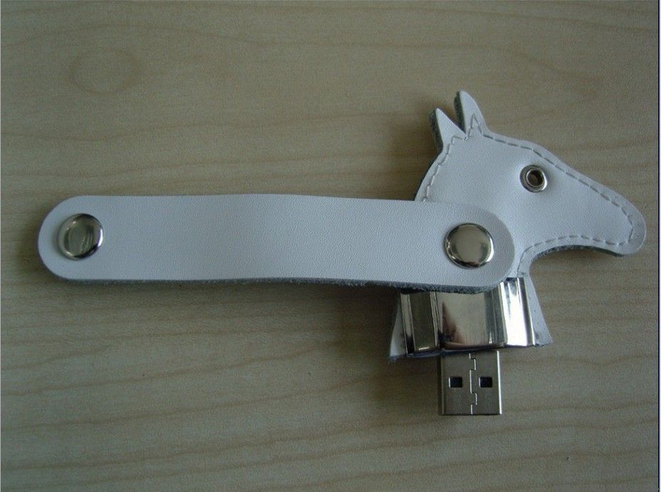 Cuero caballo forma un disco Flash USB