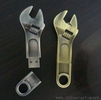 Spanner aracı Metal USB birden parlamak yuvarlak yüzey