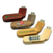 giratória de madeira ou bambu USB Flash Drive images