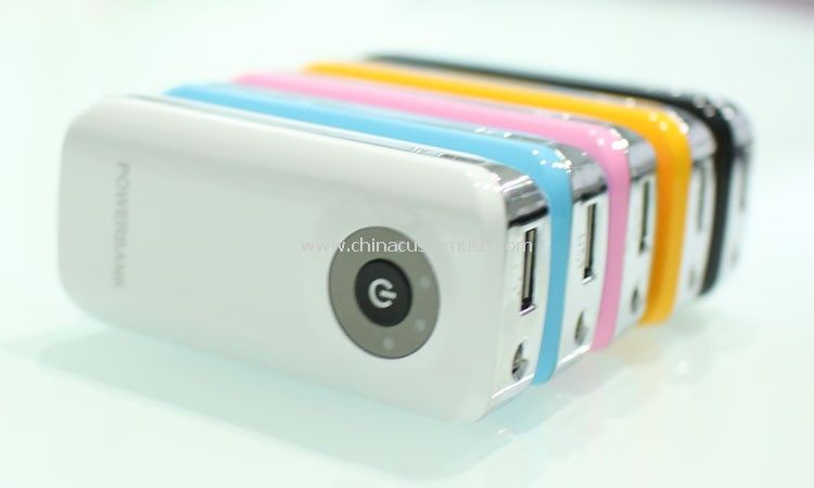 5600mAh Power Banks mit Taschenlampe