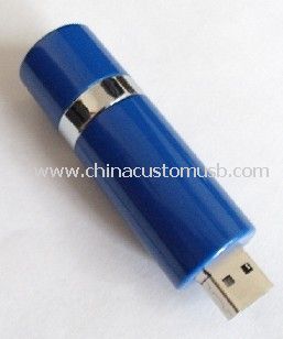 Novinka USB disk s jinou barvou