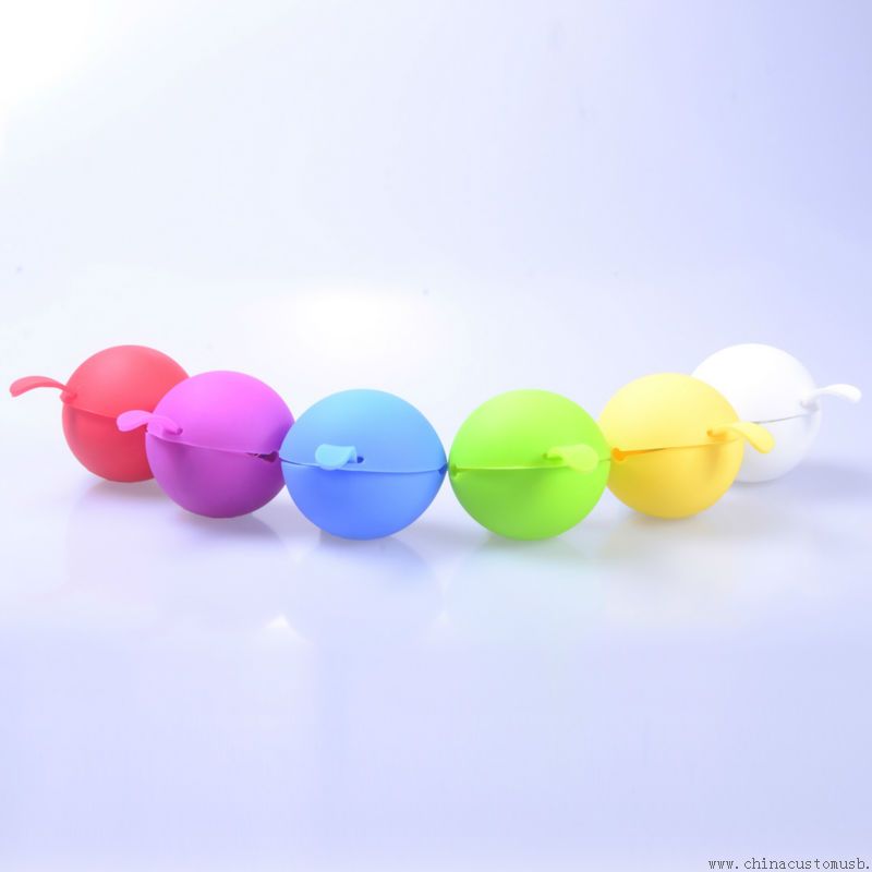Traveling gift ball shape silicon 3 in 1 USB cables