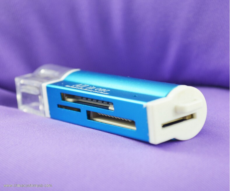 Alla i En multifunktions aluminium Lättare Formade USB-Kortläsare 2