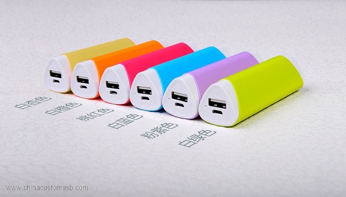 2600mAh Elegante banco de potência USB com LEDs inteligentes 4