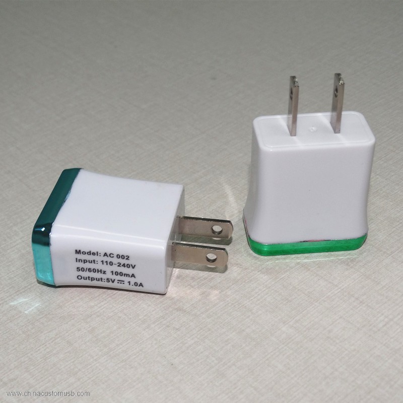 Singola USB 1A carica Batterie da Viaggio 3