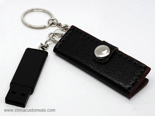 Stick USB com bolsa de couro 3