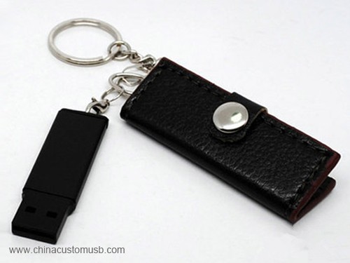 Stick USB con funda de cuero 3