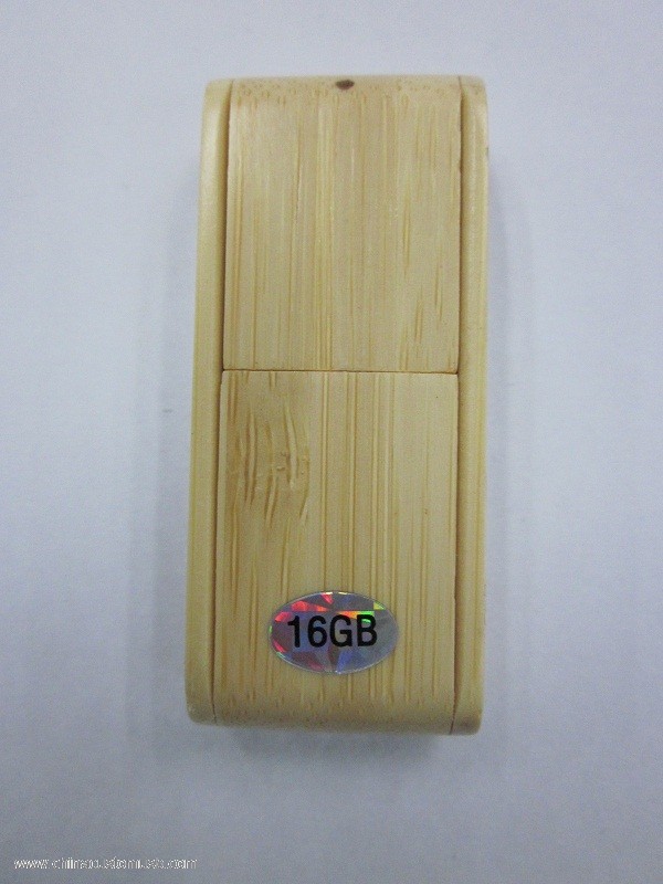 Wooden Rotate USB Flash Drive 3